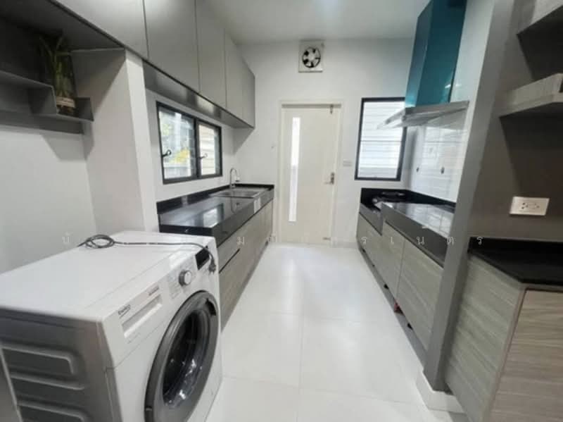 Mantana Srinakarin - Bangna, Samut Prakan, 159 Wat Nam Daeng Road, Bang Kaeo, Bang Plee, Samut Prakan, 4 Bedrooms, 238 sqm, Single Detached House For Rent, by นัฐพงค์ มณีอัครเนตร, 500303082 - DDproperty.com