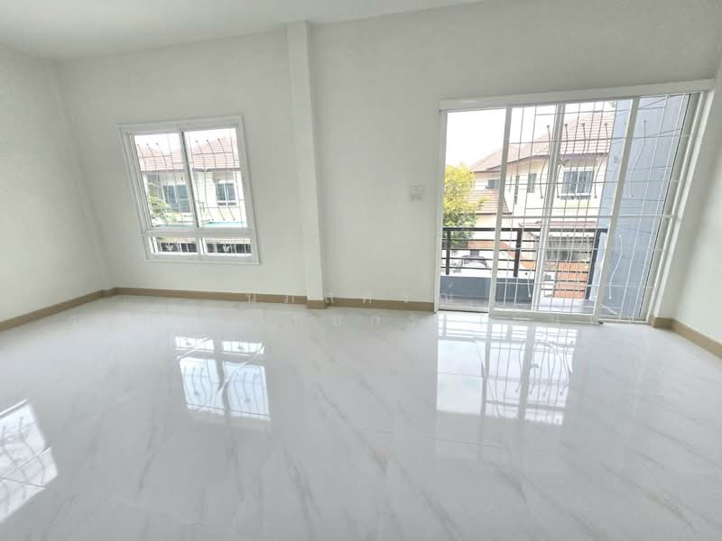 Temsiri Village Nongchok-Chueam Samphan, Bangkok, Soi Chueam Samphan 11, Krathum Rai, Nong Chok, Bangkok, 4 Bedrooms, 144 sqm, Semi-Detached House (Twin House) For Sale, by นภัสศรณ์ วงศ์สินไทยกร (นันท์), 500303093 - DDproperty.com