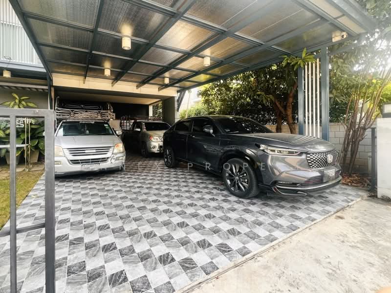 Centro Suksawat-Rama 3, Bangkok, Pracha Uthit Road 69, Bangmot, Thung Khru, Bangkok, 4 Bedrooms, 190 sqm, Single Detached House For Sale, by Connex Property, 500303101 - DDproperty.com