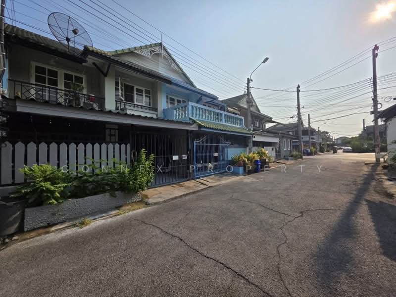 Baan Pruksa 14 A Bangbuathong, Nonthaburi, Soi Pruksa Village 14 A, Bang Khu Rat, Bang Bua Thong, Nonthaburi, 3 Bedrooms, 140 sqm, Single Detached House For Sale, by Connex Property, 500303119 - DDproperty.com