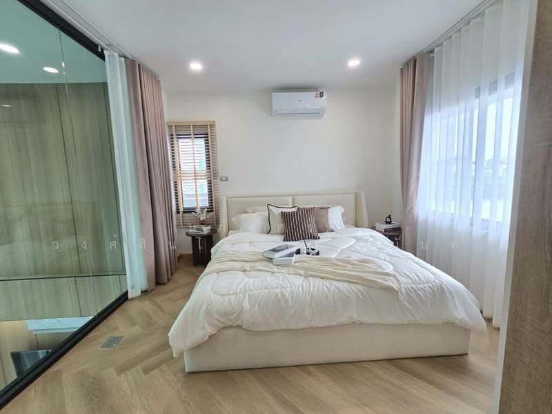 บ้านเดี่ยว ถนนนวมินทร์127 นวลจันทร์ บึงกุ่ม กทม., Bangkok, นวมินทร์127, Nuan Chan, Bueng Kum, Bangkok, 3 Bedrooms, 320 sqm, Single Detached House For Sale, by นภัสศรณ์ วงศ์สินไทยกร (นันท์), 500303120 - DDproperty.com
