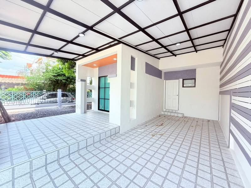 Poonsinh Thani 3, Bangkok, Rat Phatthana Road, Khlong Song Ton Nun, Lat Krabang, Bangkok, 3 Bedrooms, 110 sqm, Townhouse For Sale, by Connex Property, 500303121 - DDproperty.com
