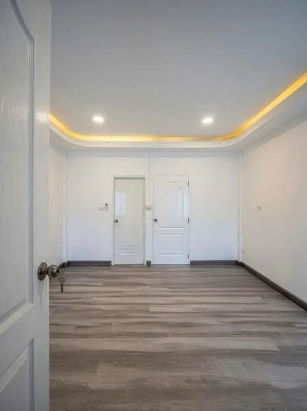 Phongsirichai 4 Phetkasem 81, Bangkok, Macharoen Road, Nong Kang Plu, Nong Khaem, Bangkok, 3 Bedrooms, 64 sqm, Townhouse For Sale, by Connex Property, 500303122 - DDproperty.com
