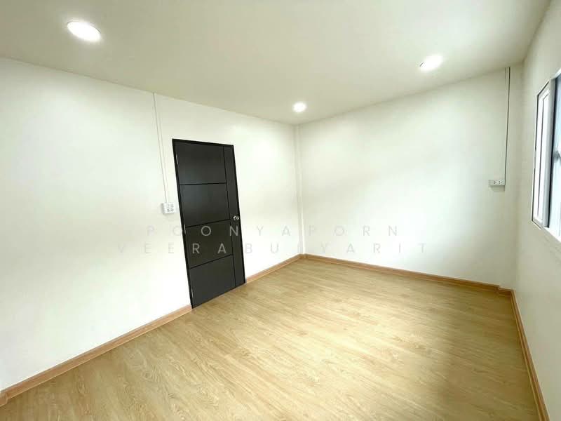 หมู่บ้าน วีเคโฮม ท่าข้าม-พระราม 2, Bangkok, Tha Kham, Bang Khun Thian, Bangkok, 2 Bedrooms, 128 sqm, Townhouse For Sale, by Poonyaporn Veerabulyarit, 500303134 - DDproperty.com