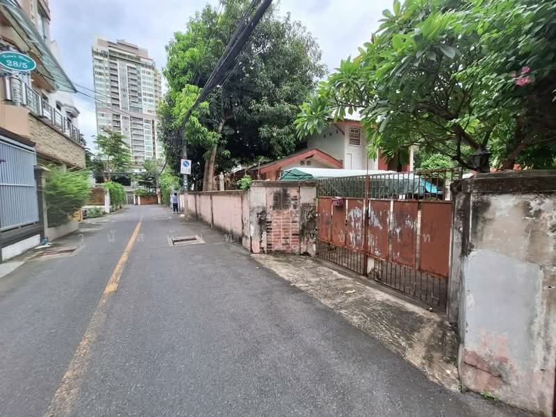 ที่ดินสร้างบ้าน โรงแรม ซ.สุขุมวิท 31 ใกล้ BTS พร้อมพงษ์ เพียง 400 ม., กรุงเทพ, สุขุมวิท, คลองตันเหนือ, วัฒนา, กรุงเทพ, 2,652 ตร.ม., ที่ดิน ขาย, โดย วนัสนันท์ เพ็ชรไทย, 500303143 - DDproperty.com