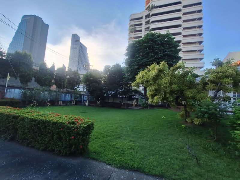 ที่ดินสร้างบ้าน โรงแรม ซ.สุขุมวิท 31 ใกล้ BTS พร้อมพงษ์ เพียง 400 ม., กรุงเทพ, สุขุมวิท, คลองตันเหนือ, วัฒนา, กรุงเทพ, 2,652 ตร.ม., ที่ดิน ขาย, โดย วนัสนันท์ เพ็ชรไทย, 500303143 - DDproperty.com