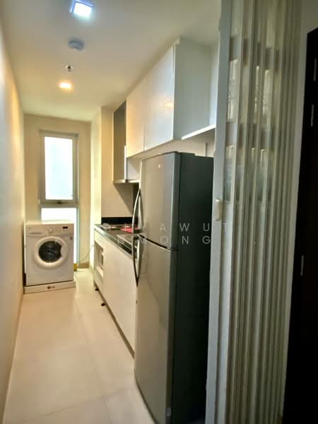 Sky Walk Residences, Bangkok, 1599 Sukhumvit Road, Phra Kanong Nua, Watthana, Bangkok, 1 Bedroom, 52 sqm, Condo For Rent, by Waiyawut Kwanmongkhol, 500303164 - DDproperty.com