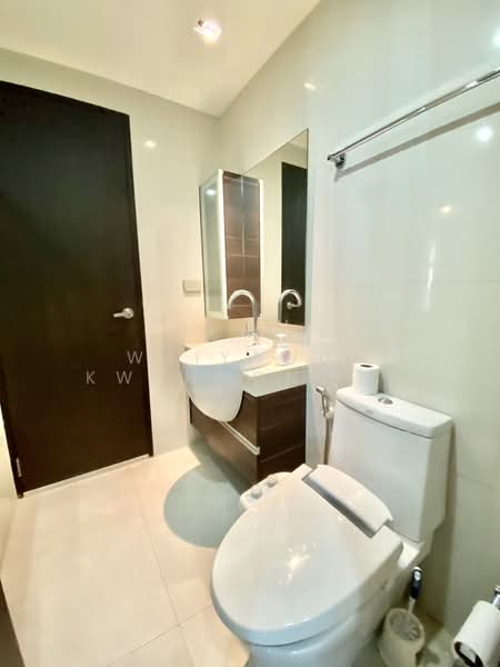 Sky Walk Residences, Bangkok, 1599 Sukhumvit Road, Phra Kanong Nua, Watthana, Bangkok, 1 Bedroom, 52 sqm, Condo For Rent, by Waiyawut Kwanmongkhol, 500303164 - DDproperty.com