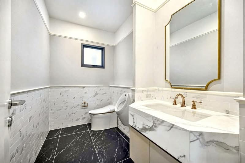 Narasiri Krungthep Kreetha, Bangkok, 69 Soi Pracha Ruamjai, Hua Mak, Bang Kapi, Bangkok, 4 Bedrooms, 495 sqm, Single Detached House For Rent, by Chomratkamol Soontorntarawong (Gor), 500303196 - DDproperty.com