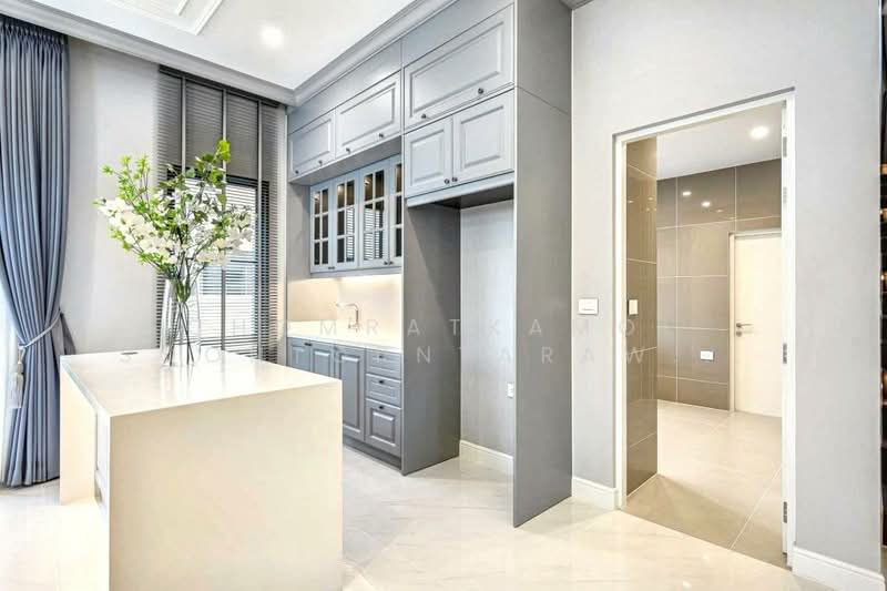 Narasiri Krungthep Kreetha, Bangkok, 69 Soi Pracha Ruamjai, Hua Mak, Bang Kapi, Bangkok, 4 Bedrooms, 495 sqm, Single Detached House For Rent, by Chomratkamol Soontorntarawong (Gor), 500303196 - DDproperty.com