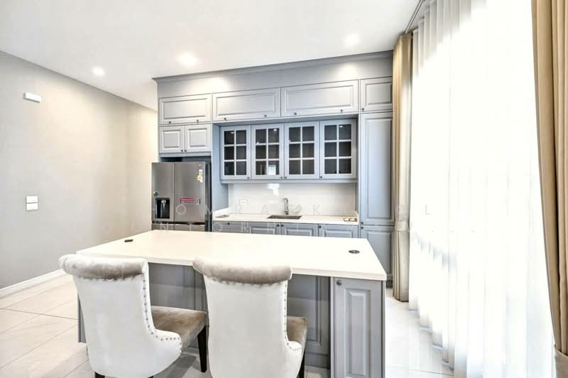Narasiri Krungthep Kreetha, Bangkok, 69 Soi Pracha Ruamjai, Hua Mak, Bang Kapi, Bangkok, 5 Bedrooms, 687 sqm, Single Detached House For Rent, by Chomratkamol Soontorntarawong (Gor), 500303197 - DDproperty.com