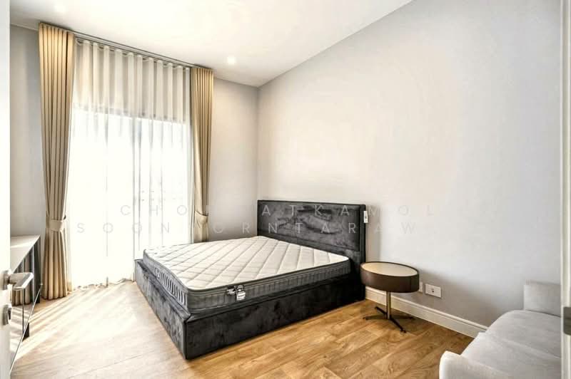 Narasiri Krungthep Kreetha, Bangkok, 69 Soi Pracha Ruamjai, Hua Mak, Bang Kapi, Bangkok, 5 Bedrooms, 687 sqm, Single Detached House For Rent, by Chomratkamol Soontorntarawong (Gor), 500303197 - DDproperty.com