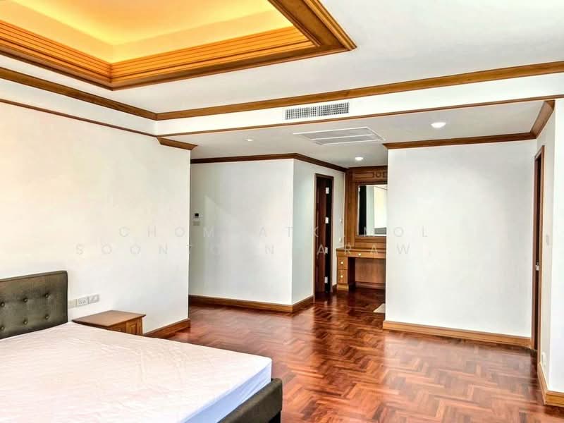 Ruamsuk Condominium, Bangkok, 12 Soi Athakravi, Khong Tan, Khlong Toei, Bangkok, 3 Bedrooms, 330 sqm, Condo For Rent, by Chomratkamol Soontorntarawong (Gor), 500303210 - DDproperty.com