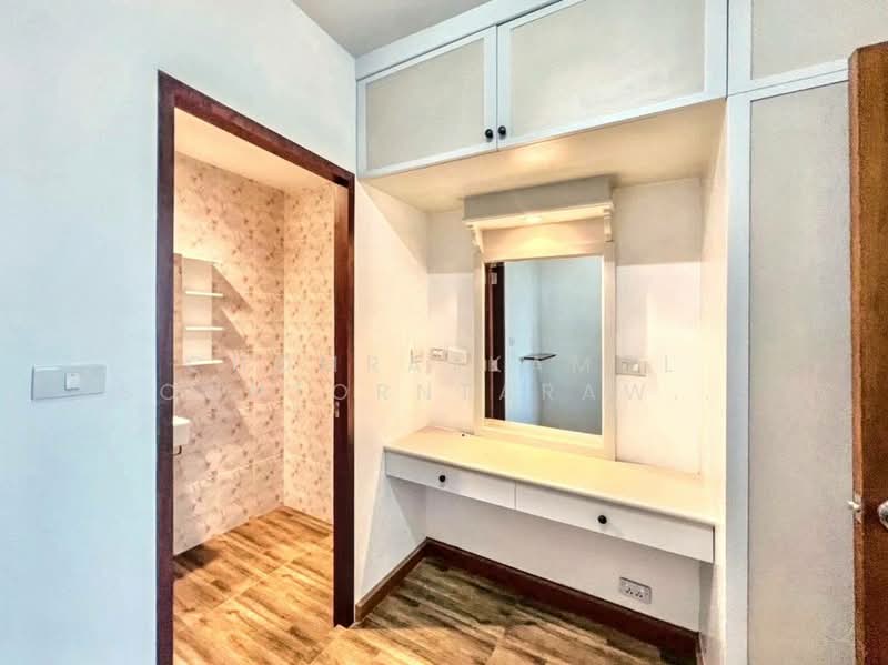 Ruamsuk Condominium : ร่วมสุข คอนโดมิเนียม, กรุงเทพ, 12 ซอยอรรถวี, คลองตัน, คลองเตย, กรุงเทพ, 330 ตร.ม., คอนโด ให้เช่า, โดย Chomratkamol Soontorntarawong (Gor), 500303210 - DDproperty.com