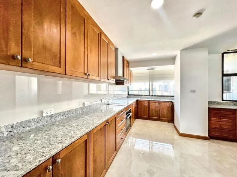 Ruamsuk Condominium : ร่วมสุข คอนโดมิเนียม, กรุงเทพ, 12 ซอยอรรถวี, คลองตัน, คลองเตย, กรุงเทพ, 330 ตร.ม., คอนโด ให้เช่า, โดย Chomratkamol Soontorntarawong (Gor), 500303210 - DDproperty.com