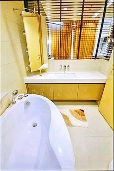 Siri At Sukhumvit, Bangkok, 902 Sukhumvit Road, Phra Kanong, Khlong Toei, Bangkok, 1 Bedroom, 50 sqm, Condo For Sale, by Chomratkamol Soontorntarawong (Gor), 500303228 - DDproperty.com