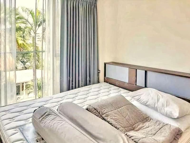 Via 31, Bangkok, Soi Sukhumvit 31, Khlong Tan Nua, Watthana, Bangkok, 2 Bedrooms, 71 sqm, Condo For Sale, by Chomratkamol Soontorntarawong (Gor), 500303237 - DDproperty.com