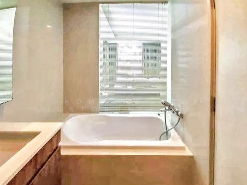 Via 31, Bangkok, Soi Sukhumvit 31, Khlong Tan Nua, Watthana, Bangkok, 2 Bedrooms, 71 sqm, Condo For Sale, by Chomratkamol Soontorntarawong (Gor), 500303237 - DDproperty.com