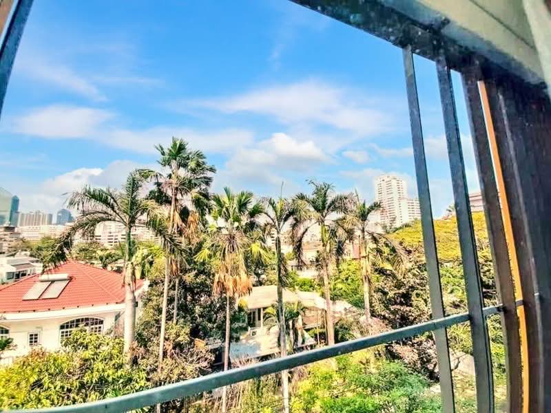 Via 31, Bangkok, Soi Sukhumvit 31, Khlong Tan Nua, Watthana, Bangkok, 2 Bedrooms, 71 sqm, Condo For Sale, by Chomratkamol Soontorntarawong (Gor), 500303237 - DDproperty.com