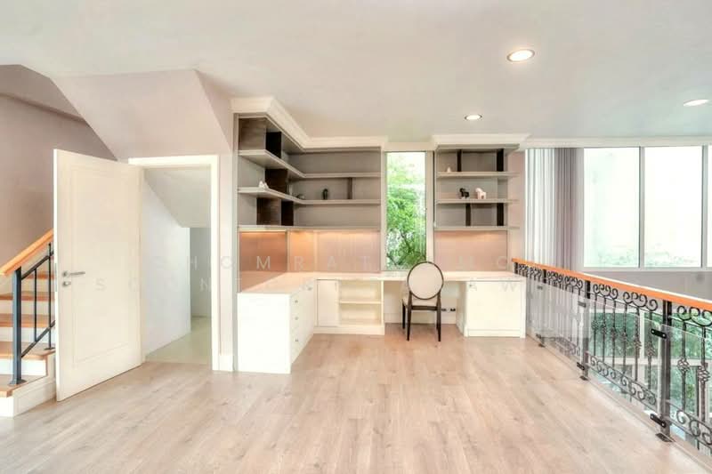 349 Residence, Bangkok, Soi Phrom Puk, Khlong Tan Nua, Watthana, Bangkok, 3 Bedrooms, 400 sqm, Townhouse For Sale, by Chomratkamol Soontorntarawong (Gor), 500303262 - DDproperty.com