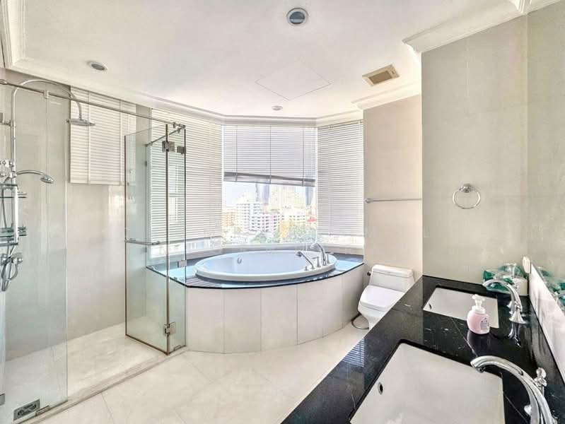 Royce Private Residences, Bangkok, 61 Soi Sukhumvit 31, Khlongtoei Nua, Watthana, Bangkok, 3 Bedrooms, 175 sqm, Condo For Sale, by Chomratkamol Soontorntarawong (Gor), 500303270 - DDproperty.com
