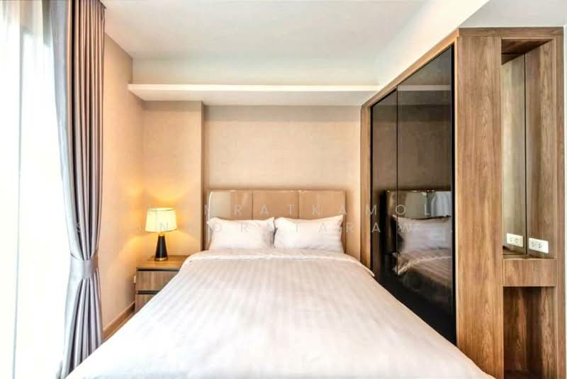 Lloyd Soonvijai-Thonglor, Bangkok, Soi Phetchaburi 47, Phetchaburi Road, Bang Kapi, Huai Khwang, Bangkok, 2 Bedrooms, 54 sqm, Condo For Rent, by Chomratkamol Soontorntarawong (Gor), 500303295 - DDproperty.com
