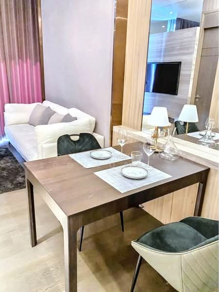 The Esse at Singha Complex, Bangkok, 1788 New Petchaburi Rd, Khlongtoei Nua, Watthana, Bangkok, 1 Bedroom, 48 sqm, Condo For Sale, by Chomratkamol Soontorntarawong (Gor), 500303299 - DDproperty.com