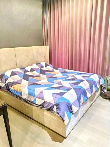 The Esse at Singha Complex, Bangkok, 1788 New Petchaburi Rd, Khlongtoei Nua, Watthana, Bangkok, 1 Bedroom, 48 sqm, Condo For Sale, by Chomratkamol Soontorntarawong (Gor), 500303299 - DDproperty.com