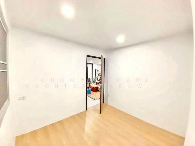 Resorta Yen-Akat, Bangkok, 270 87 Soi Amon, Chong Nonsi, Yan Nawa, Bangkok, 5 Bedrooms, 161 sqm, Condo For Sale, by Chomratkamol Soontorntarawong (Gor), 500303304 - DDproperty.com