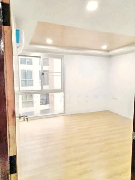 Resorta Yen-Akat, Bangkok, 270 87 Soi Amon, Chong Nonsi, Yan Nawa, Bangkok, 5 Bedrooms, 161 sqm, Condo For Sale, by Chomratkamol Soontorntarawong (Gor), 500303304 - DDproperty.com