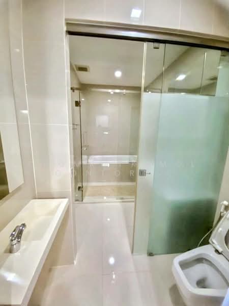 Q Asoke, Bangkok, 1678 Petchaburi Road, Makkasan, Ratchathewi, Bangkok, 1 Bedroom, 45 sqm, Condo For Rent, by Chomratkamol Soontorntarawong (Gor), 500303327 - DDproperty.com