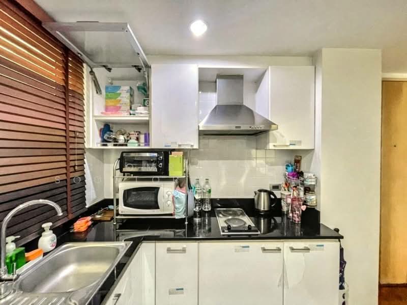 Baan Siri Silom, Bangkok, 3 Sriwiang Road, Silom, Bang Rak, Bangkok, 1 Bedroom, 54 sqm, Condo For Sale, by Chomratkamol Soontorntarawong (Gor), 500303335 - DDproperty.com