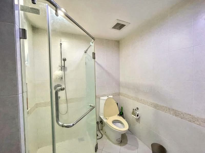 Baan Siri Silom, Bangkok, 3 Sriwiang Road, Silom, Bang Rak, Bangkok, 1 Bedroom, 54 sqm, Condo For Sale, by Chomratkamol Soontorntarawong (Gor), 500303335 - DDproperty.com