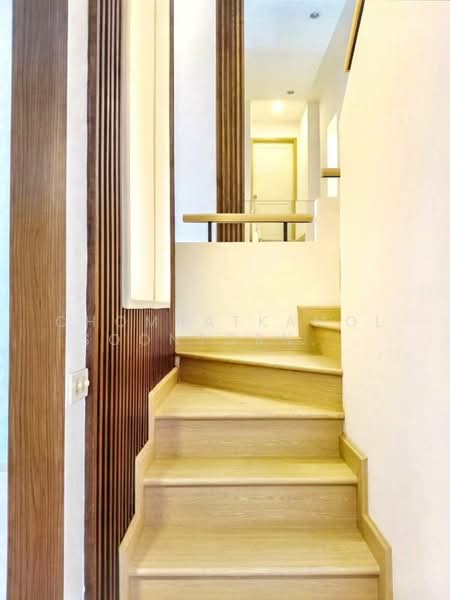 The Rajdamri, Bangkok, Ratchadamri Road, Lumphini, Pathum Wan, Bangkok, 2 Bedrooms, 120 sqm, Condo For Sale, by Chomratkamol Soontorntarawong (Gor), 500303362 - DDproperty.com