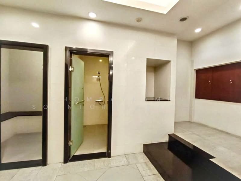 The Rajdamri, Bangkok, Ratchadamri Road, Lumphini, Pathum Wan, Bangkok, 2 Bedrooms, 120 sqm, Condo For Sale, by Chomratkamol Soontorntarawong (Gor), 500303362 - DDproperty.com