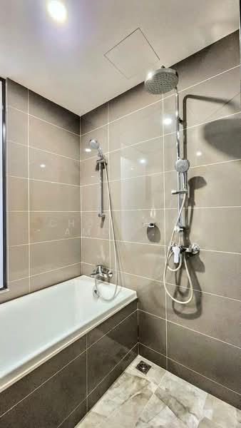 Q Chidlom-Phetchaburi, Bangkok, 1088 Phetchaburi Road, Makkasan, Ratchathewi, Bangkok, Studio, 45 sqm, Condo For Sale, by Chomratkamol Soontorntarawong (Gor), 500303364 - DDproperty.com