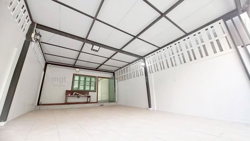 3 -storeys townhouse soi ladprao 117 for sale, Bangkok, ลาดพร้าว 117, Khlong Chan, Bang Kapi, Bangkok, 4 Bedrooms, 200 sqm, Townhouse For Sale, by Atiwat Atiwat, 500303382 - DDproperty.com