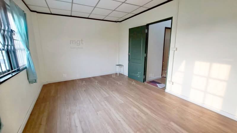 3 -storeys townhouse soi ladprao 117 for sale, Bangkok, ลาดพร้าว 117, Khlong Chan, Bang Kapi, Bangkok, 4 Bedrooms, 200 sqm, Townhouse For Sale, by Atiwat Atiwat, 500303382 - DDproperty.com