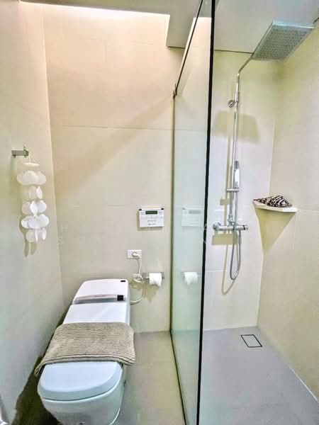 The Lumpini 24, Bangkok, Sukhumvit 24 Road, Khong Tan, Khlong Toei, Bangkok, 2 Bedrooms, 56 sqm, Condo For Rent, by Chomratkamol Soontorntarawong (Gor), 500303397 - DDproperty.com