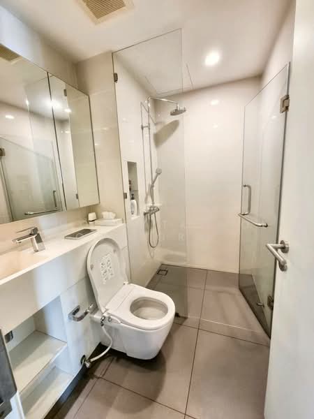 Siamese Surawong, Bangkok, Sap Road, Si Phraya, Bang Rak, Bangkok, 1 Bedroom, 45 sqm, Condo For Sale, by Chomratkamol Soontorntarawong (Gor), 500303410 - DDproperty.com