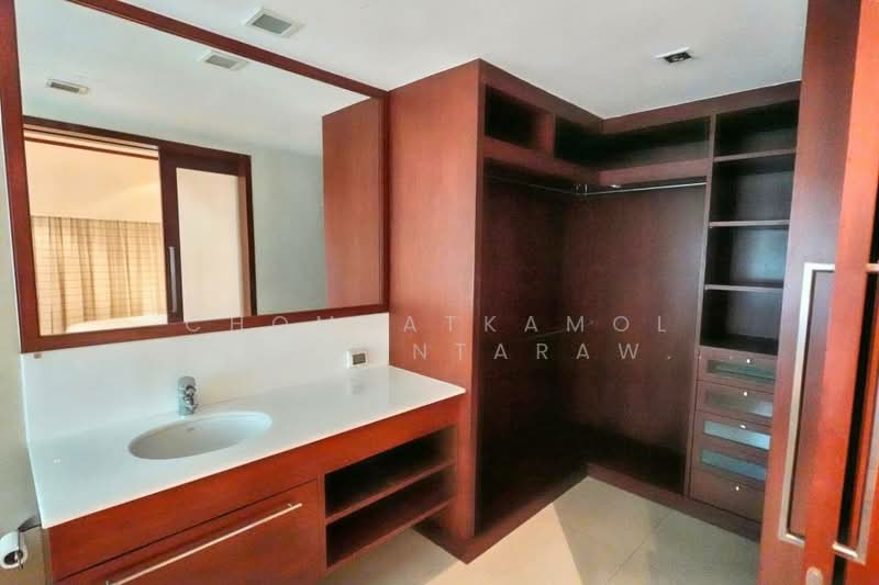 Le Raffine Jambunuda Sukhumvit 31 : เลอรัฟฟิเน่ ชมพูนุช สุขุมวิท 31, กรุงเทพ, ถนนสุขุมวิท 31, คลองเตยเหนือ, วัฒนา, กรุงเทพ, 385 ตร.ม., คอนโด ขาย, โดย Chomratkamol Soontorntarawong (Gor), 500303414 - DDproperty.com