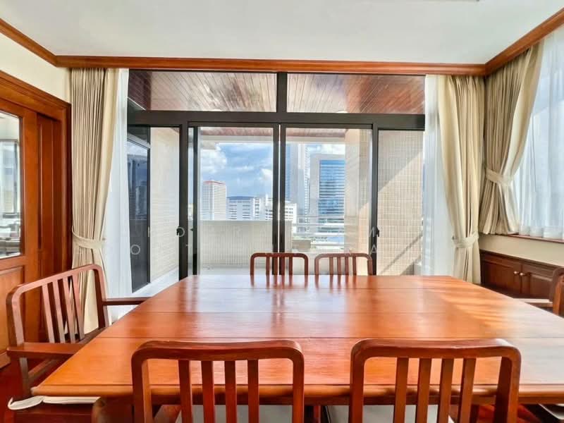 Ruamsuk Condominium, Bangkok, 12 Soi Athakravi, Khong Tan, Khlong Toei, Bangkok, 3 Bedrooms, 320 sqm, Condo For Rent, by Chomratkamol Soontorntarawong (Gor), 500303417 - DDproperty.com