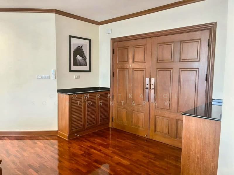 Ruamsuk Condominium : ร่วมสุข คอนโดมิเนียม, กรุงเทพ, 12 ซอยอรรถวี, คลองตัน, คลองเตย, กรุงเทพ, 320 ตร.ม., คอนโด ให้เช่า, โดย Chomratkamol Soontorntarawong (Gor), 500303417 - DDproperty.com