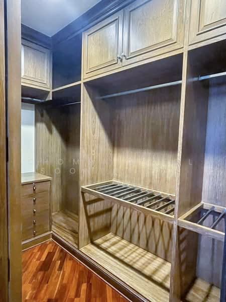 Ruamsuk Condominium : ร่วมสุข คอนโดมิเนียม, กรุงเทพ, 12 ซอยอรรถวี, คลองตัน, คลองเตย, กรุงเทพ, 320 ตร.ม., คอนโด ให้เช่า, โดย Chomratkamol Soontorntarawong (Gor), 500303417 - DDproperty.com