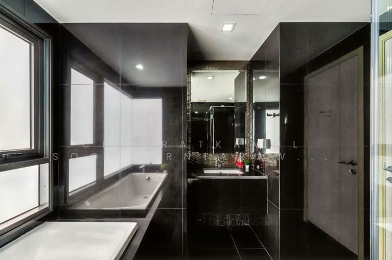 Rhythm Sukhumvit 36-38, Bangkok, 55 Soi Sukhumvit 36, Sukhumvit Road, Phra Kanong, Khlong Toei, Bangkok, 2 Bedrooms, 78 sqm, Condo For Sale, by Chomratkamol Soontorntarawong (Gor), 500303444 - DDproperty.com