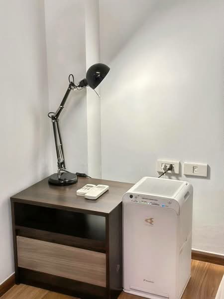 Focus Ploenchit, Bangkok, Soi Sukhumvit 2, Khlong Toei, Khlong Toei, Bangkok, 1 Bedroom, 34 sqm, Condo For Sale, by Chomratkamol Soontorntarawong (Gor), 500303448 - DDproperty.com
