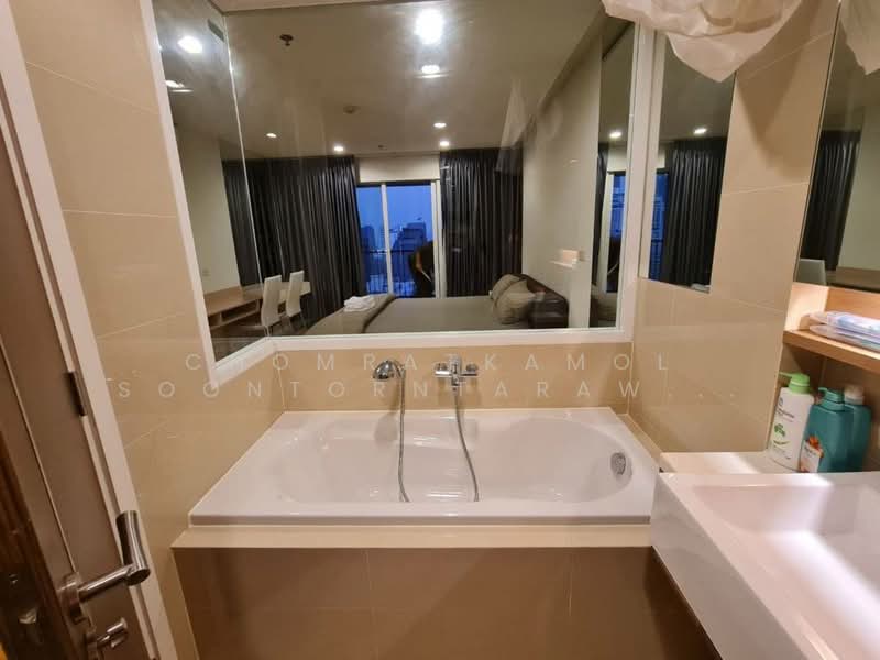 15 Sukhumvit Residences, Bangkok, Soi Sukhumvit 15, Khlongtoei Nua, Watthana, Bangkok, 3 Bedrooms, 125 sqm, Condo For Sale, by Chomratkamol Soontorntarawong (Gor), 500303454 - DDproperty.com