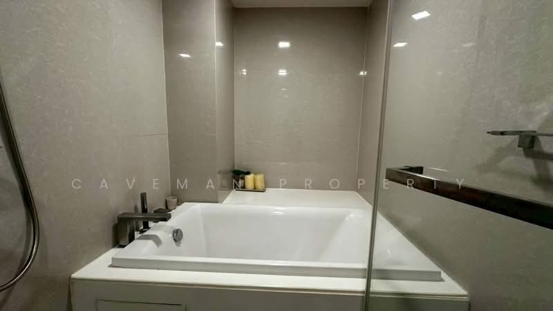 Liv @ 49, Bangkok, 9 Sukhumvit 49 Rd, Khlong Tan Nua, Watthana, Bangkok, 2 Bedrooms, 82 sqm, Condo For Rent, by caveman property, 500303472 - DDproperty.com