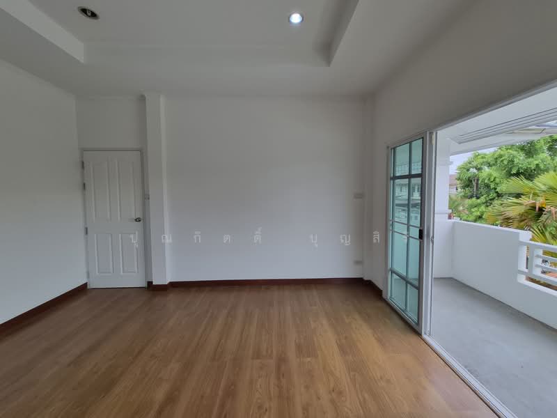 Preecha Romklao, Bangkok, Soi Romklao 1, Saen Sab, Min Buri, Bangkok, 4 Bedrooms, 245 sqm, Single Detached House For Sale, by ปุณกิตติ์ บุญสิริ, 500303489 - DDproperty.com