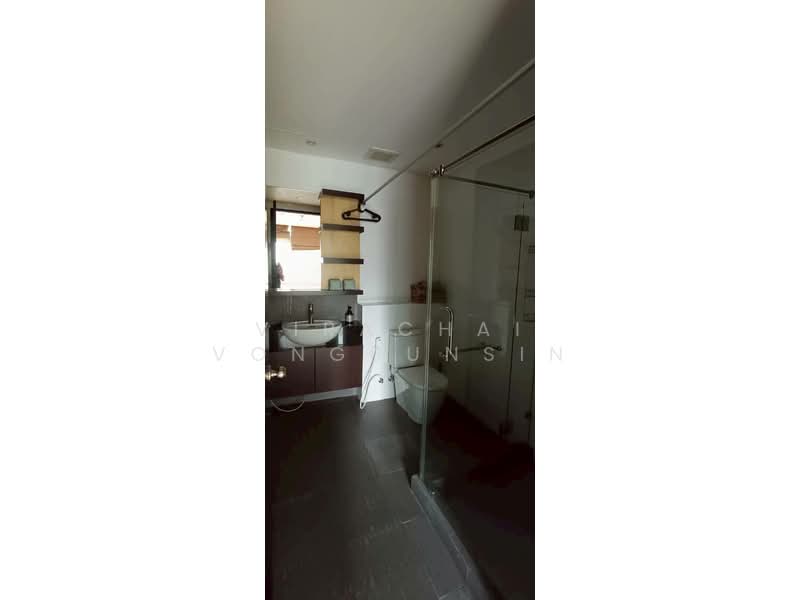 The Height, Bangkok, Soi Sukhumvit 55, Khlong Tan Nua, Watthana, Bangkok, 3 Bedrooms, 141 sqm, Condo For Rent, by Virachai Vongbunsin, 500303492 - DDproperty.com